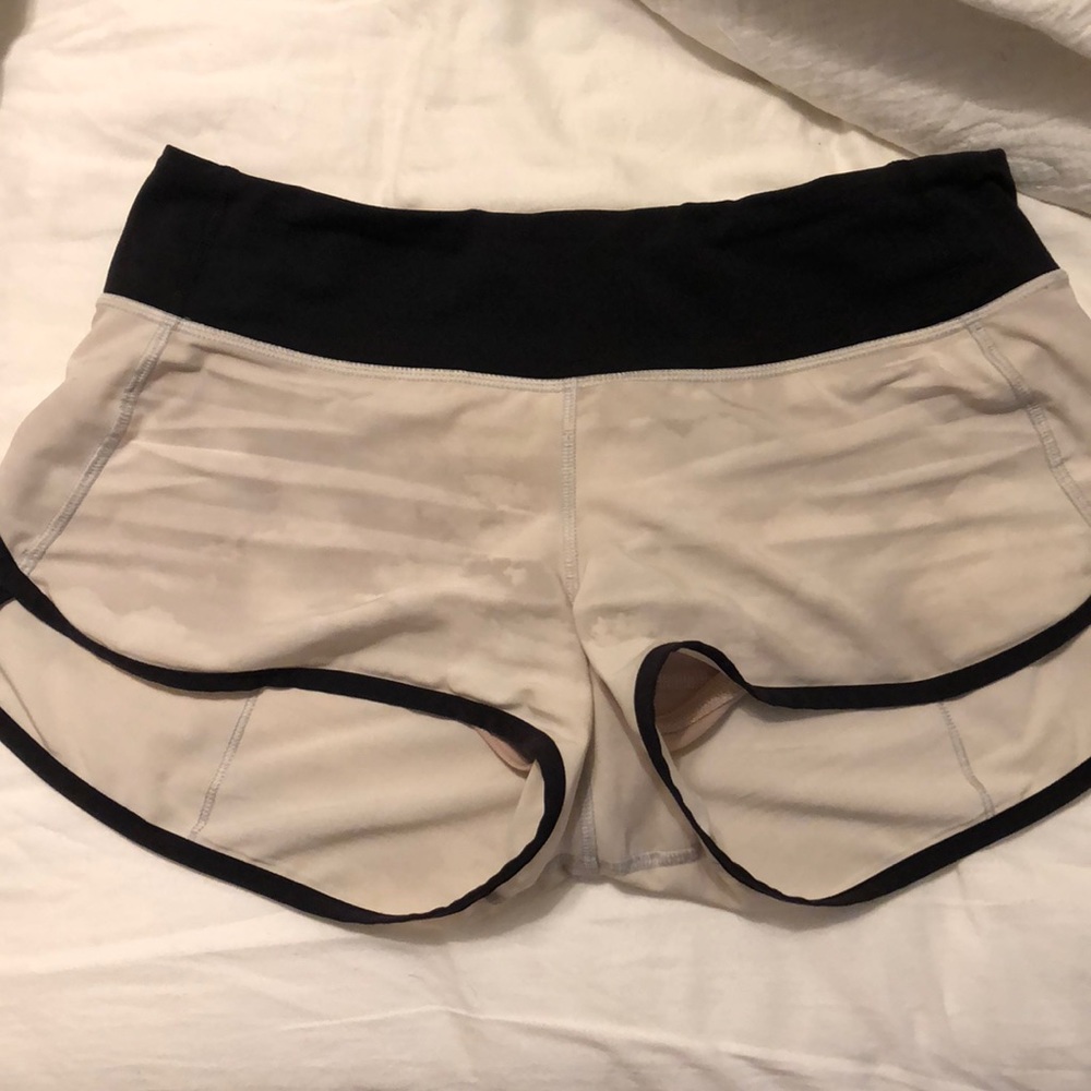 Lululemon Nimbus Clouds Speed Shorts Size 4